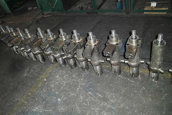 油缸的可靠性工程：设计、失效分析与智能维护前沿